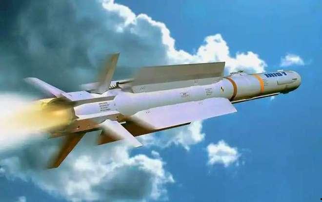 中国武器最新爆料,揭秘尖端装备与战略布局  第2张